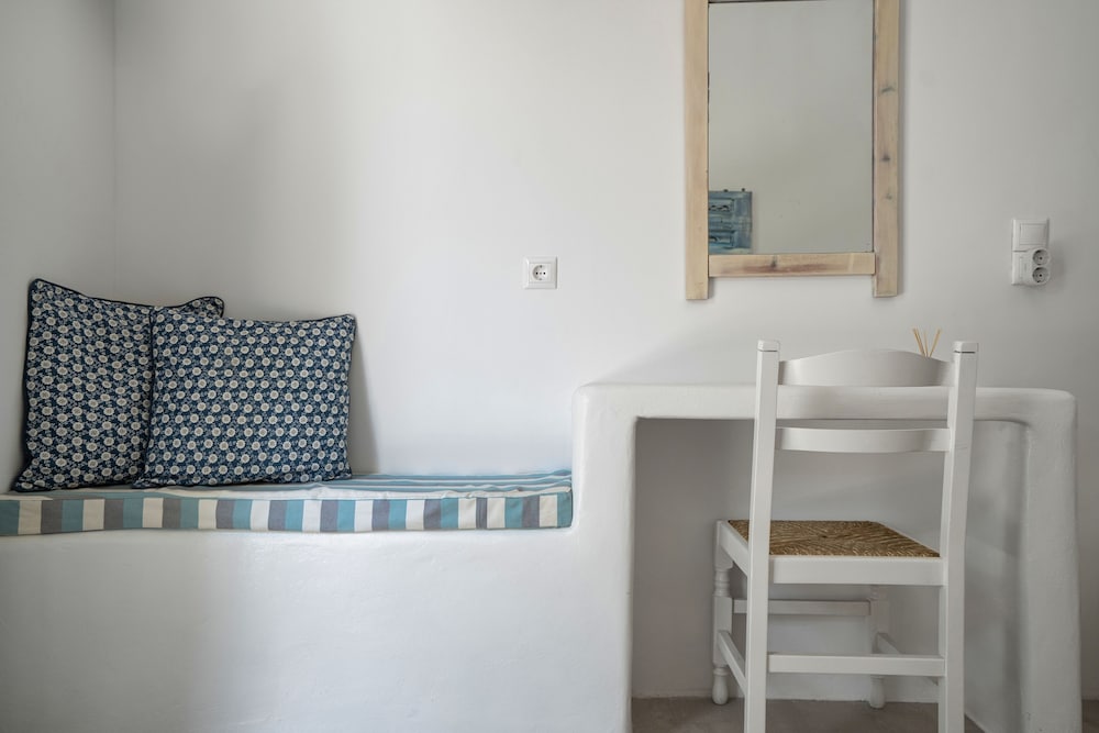 Iris Boutique Hotel 8/74