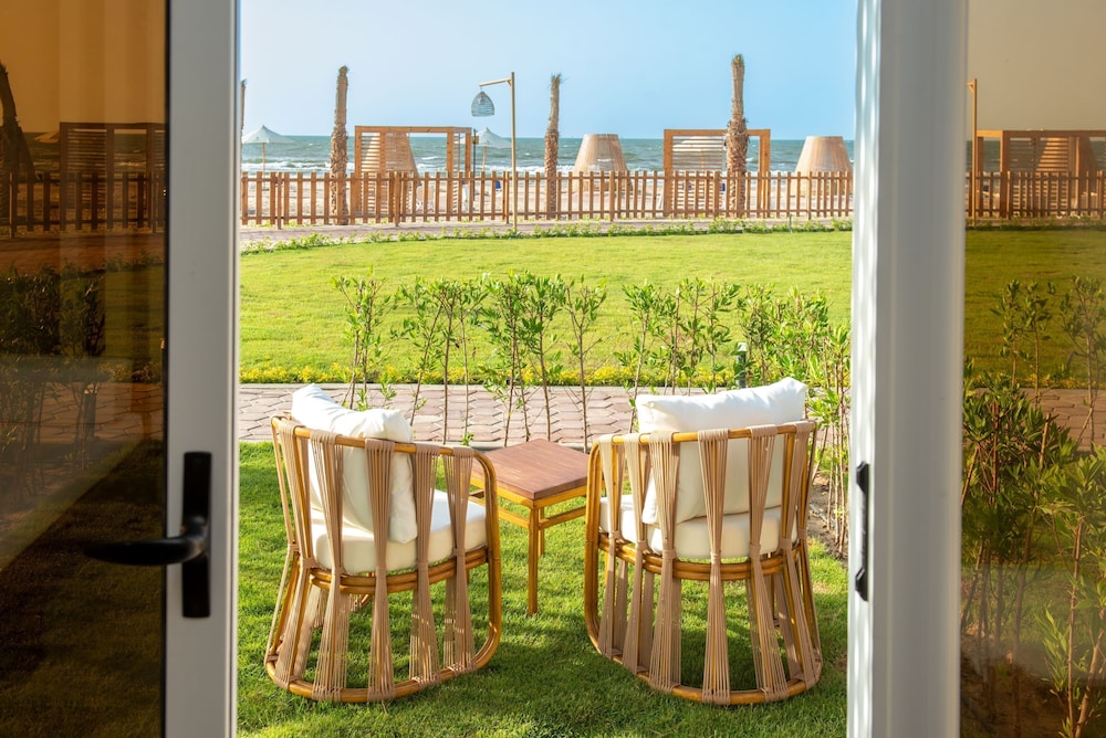 Marom Port Said Resort & Beach 53/57