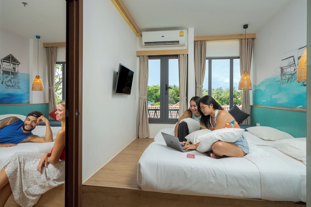 Lub d Cambodia Siem Reap 28/72