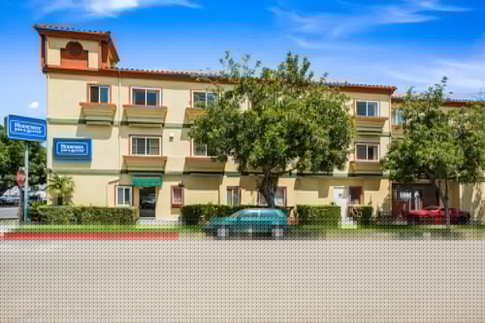 Rodeway Inn and Suites Pasadena 1/36