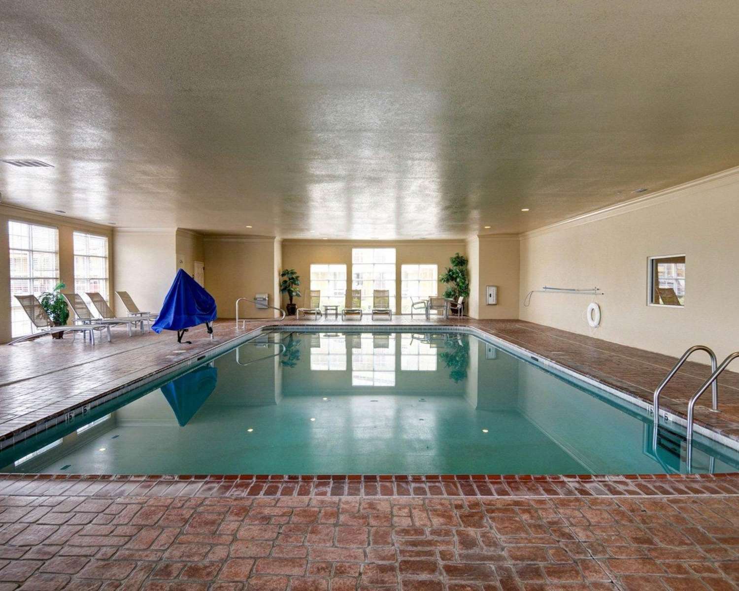 Comfort Suites Conway 18/35