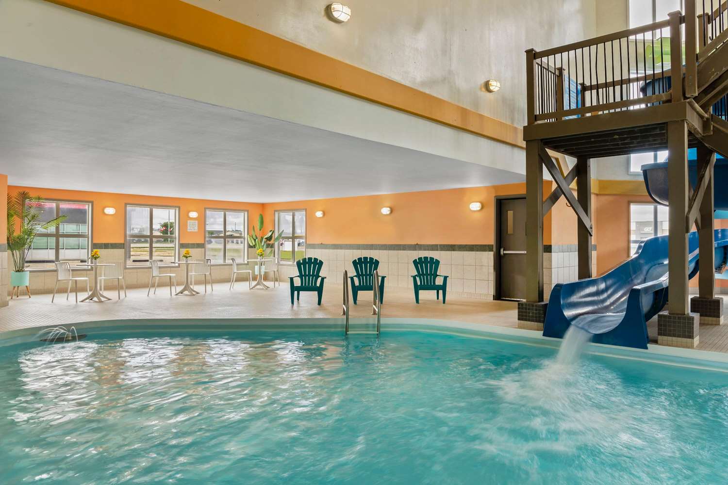 Days Inn by Wyndham Steinbach 23/43