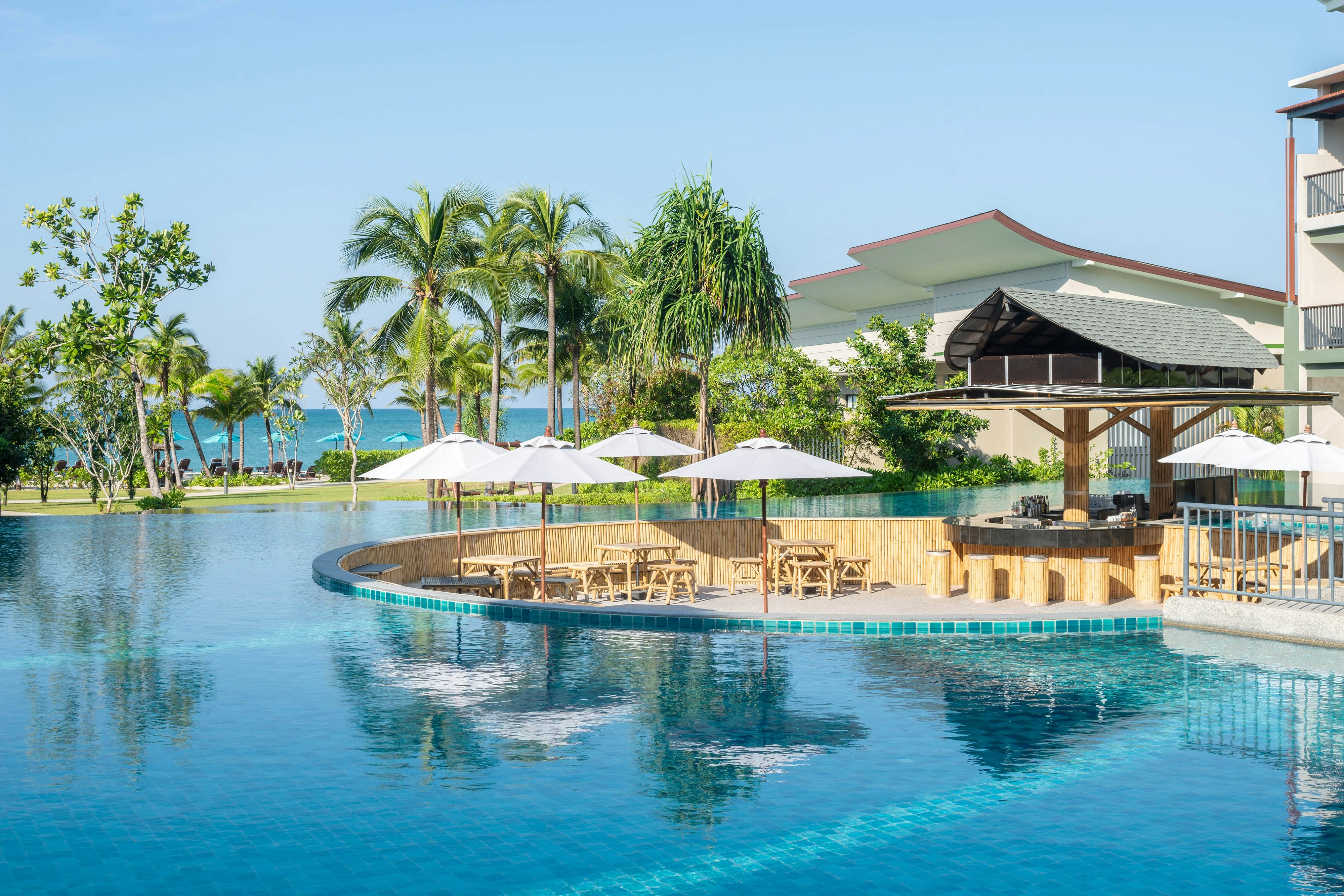Le Meridien Khao Lak Resort Spa 4/39