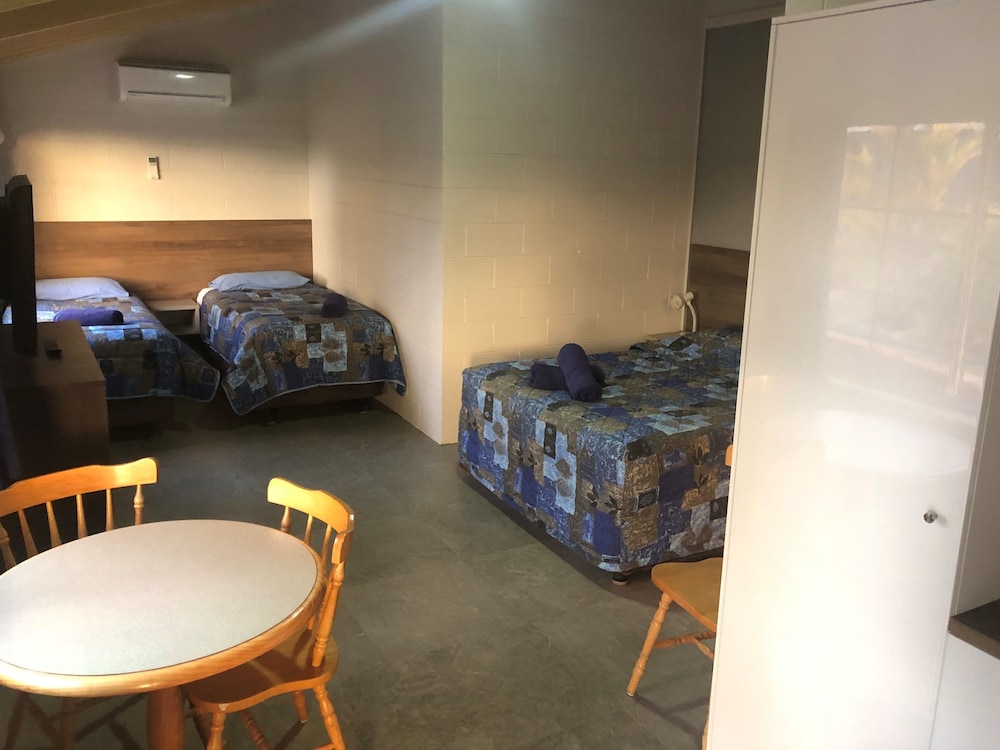 Breeze Inn Ulladulla 30/50