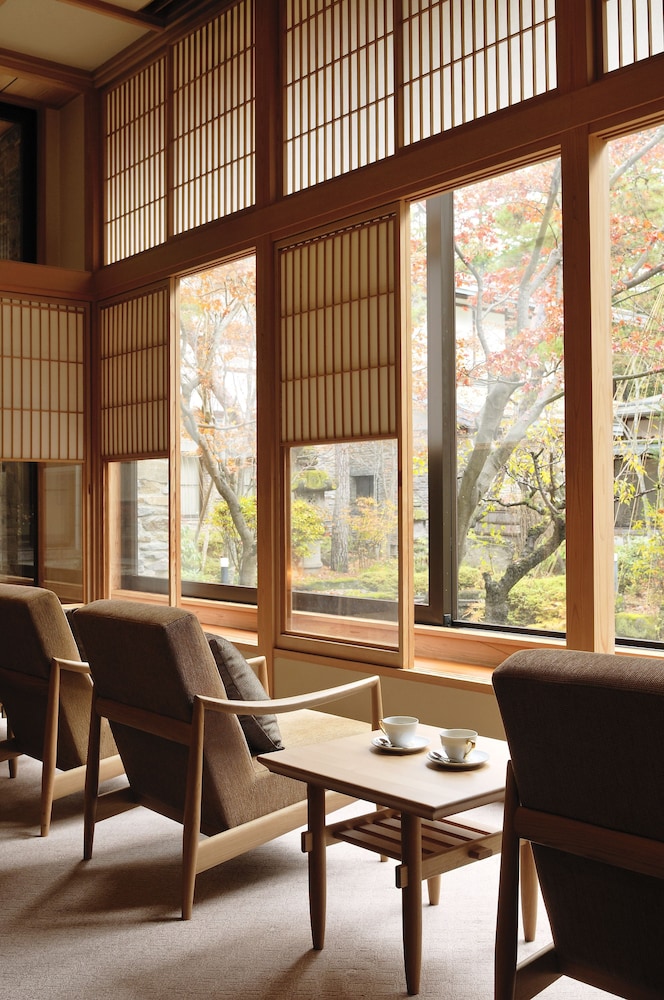 Kanbayashi Hotel Senjukaku 47/59