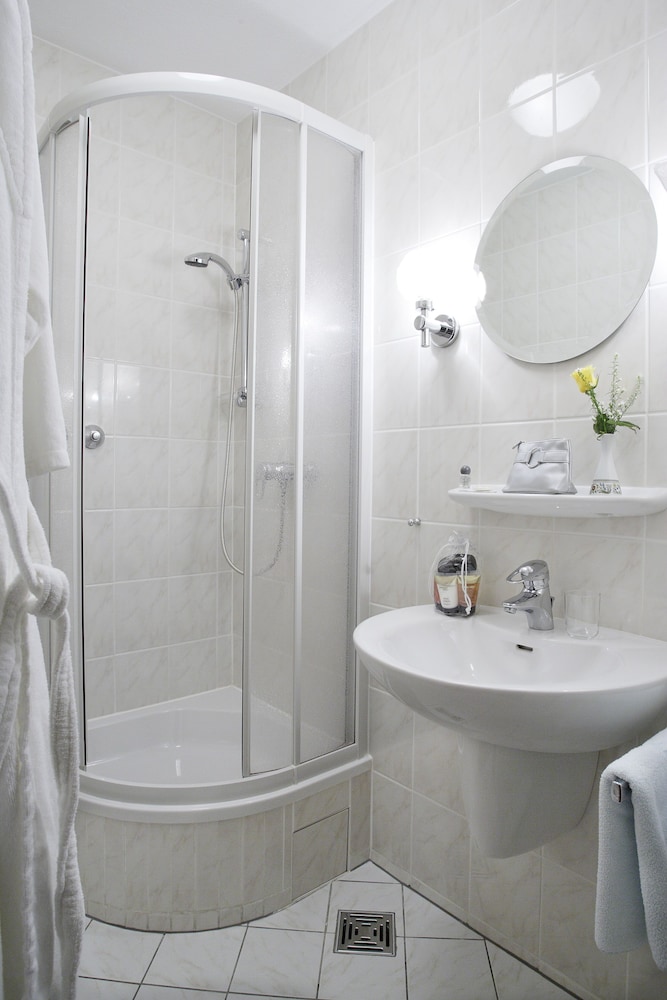 Hotel Benn 43/46
