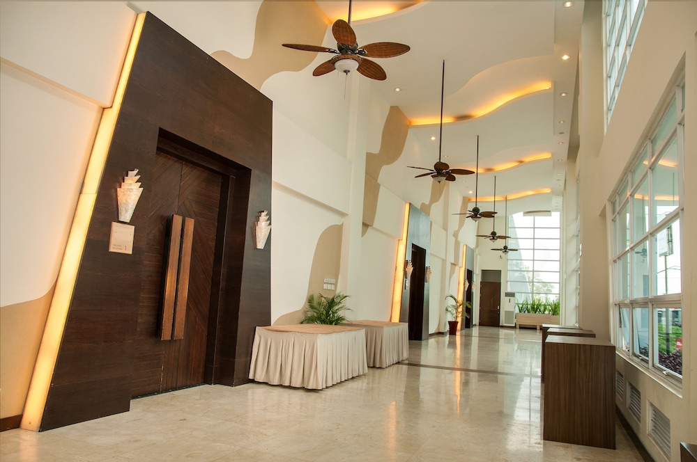 Hotel Santika Bangka 7/46