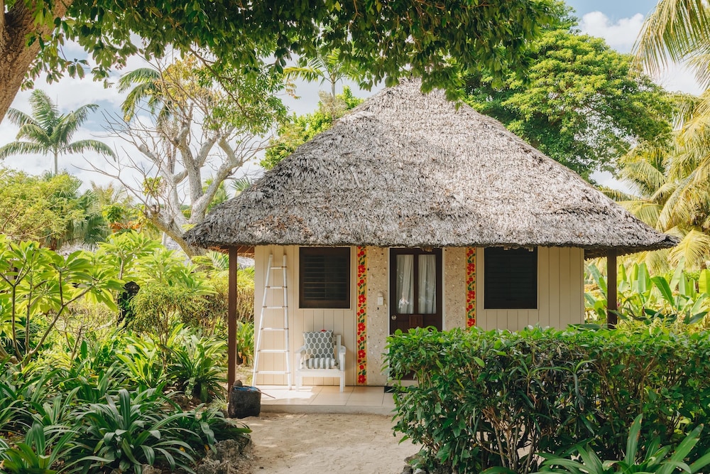 White Grass Ocean Resort in TANNA