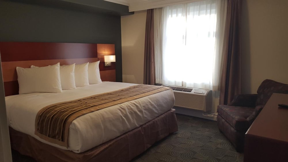 Kindersley Inn 10/47
