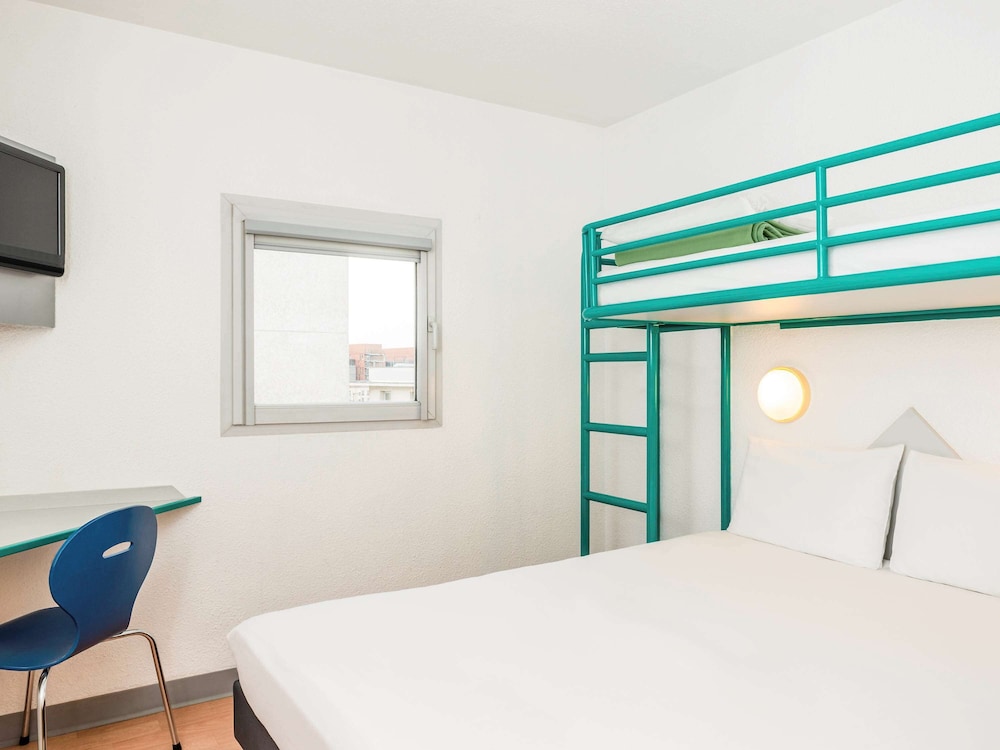 ibis budget Paris Porte d Italie Est 12/65
