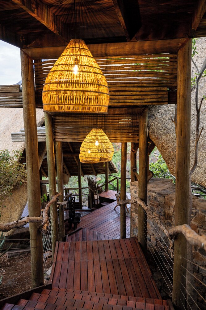 Buffalo Ridge Safari Lodge 19/50