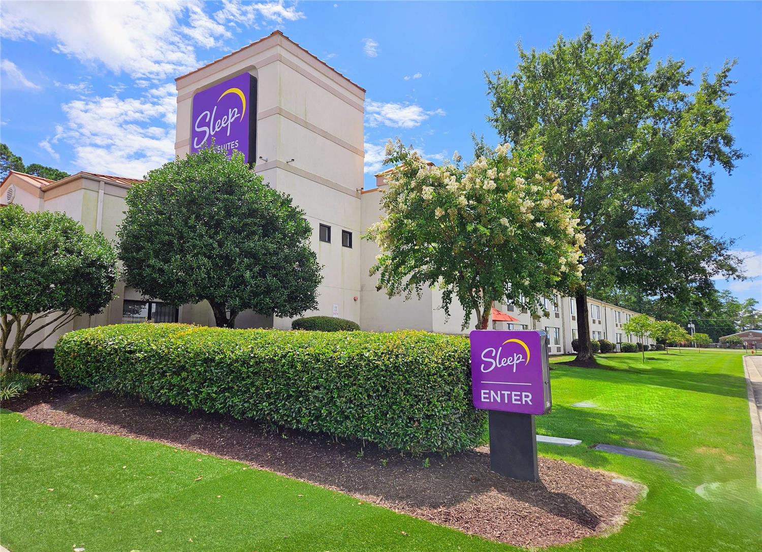 Sleep Inn & Suites Spring Lake - Fayetteville near Fort Bragg 16/17