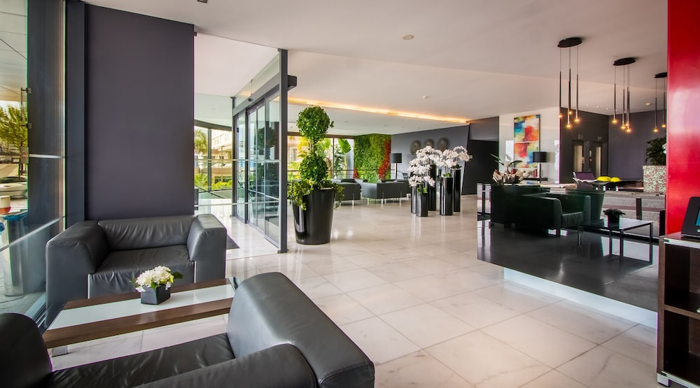 RR Hotel Da Rocha 54/74