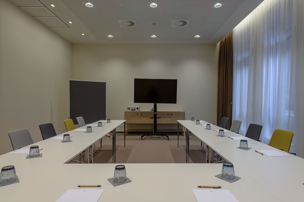 Intercityhotel Herford 34/48