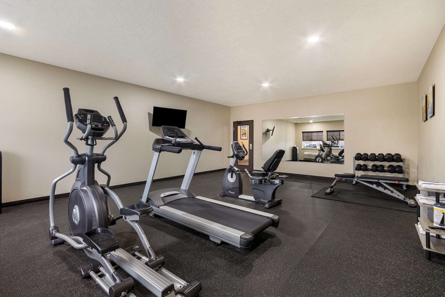 Comfort Inn Yankton SD 13/23