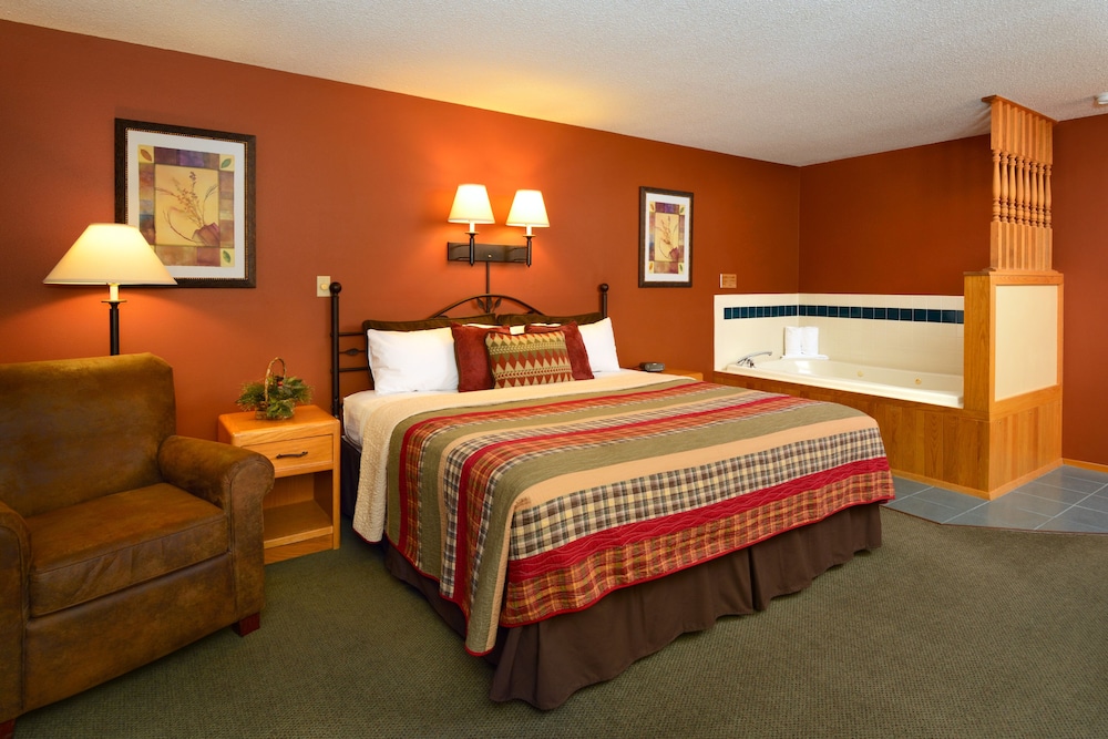 The Pointe Hotel and Suites 10/51