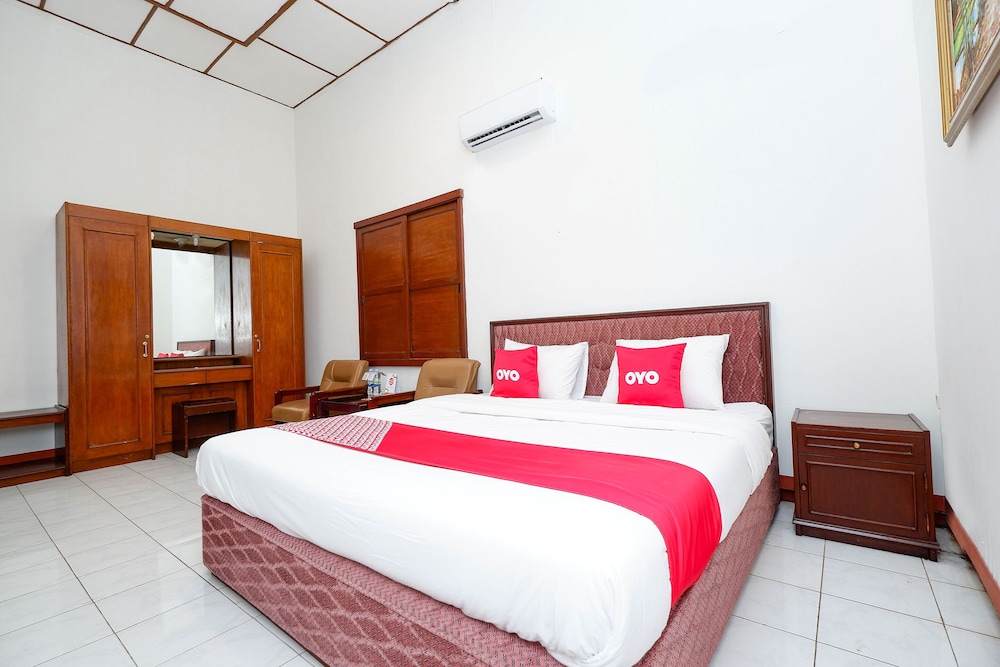 Super OYO Capital O 1644 Hotel Griya Kencana 35/59