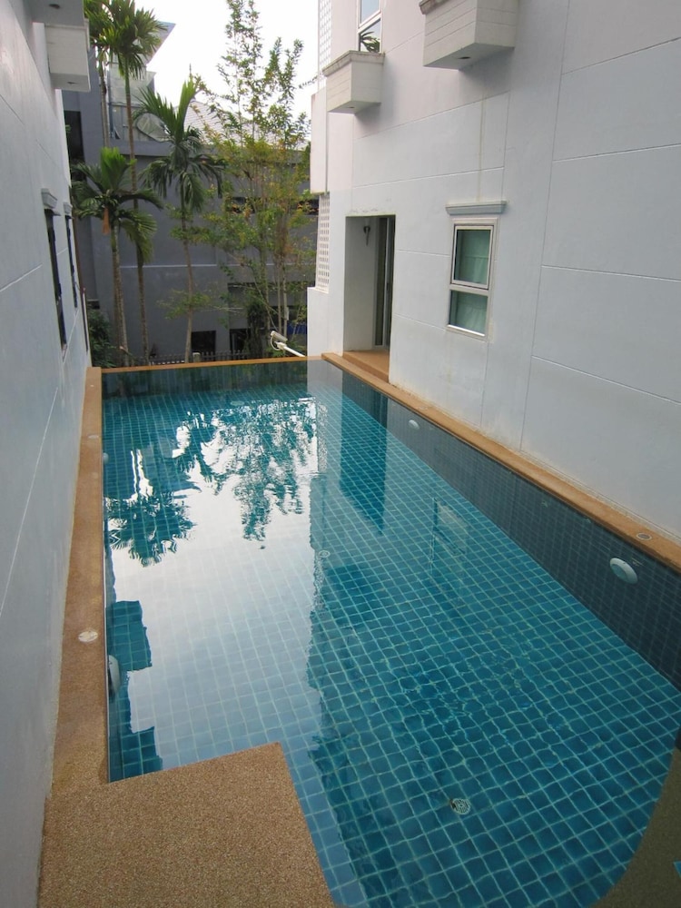 Royal Nakara Ao Nang 6/48