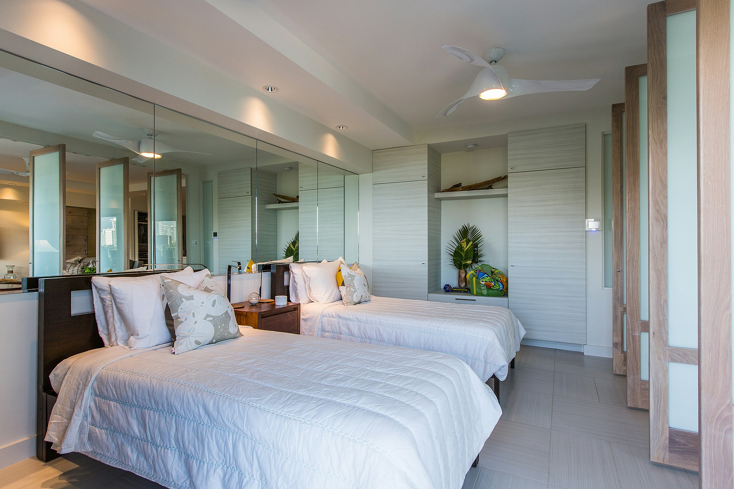 Castle Waikiki Shore 22/61