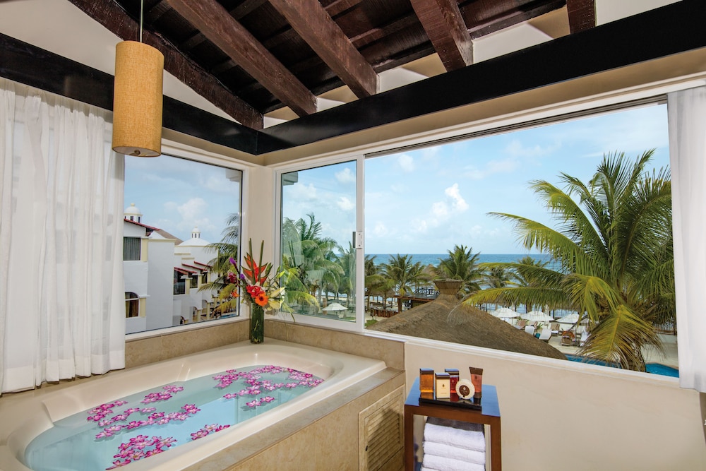 Hidden Beach Resort Au Naturel - Adults Only - All Inclusive 13/50