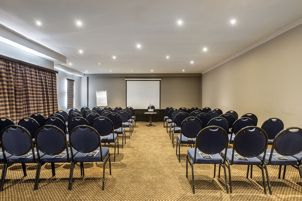 ANEW Hotel Highveld 48/49