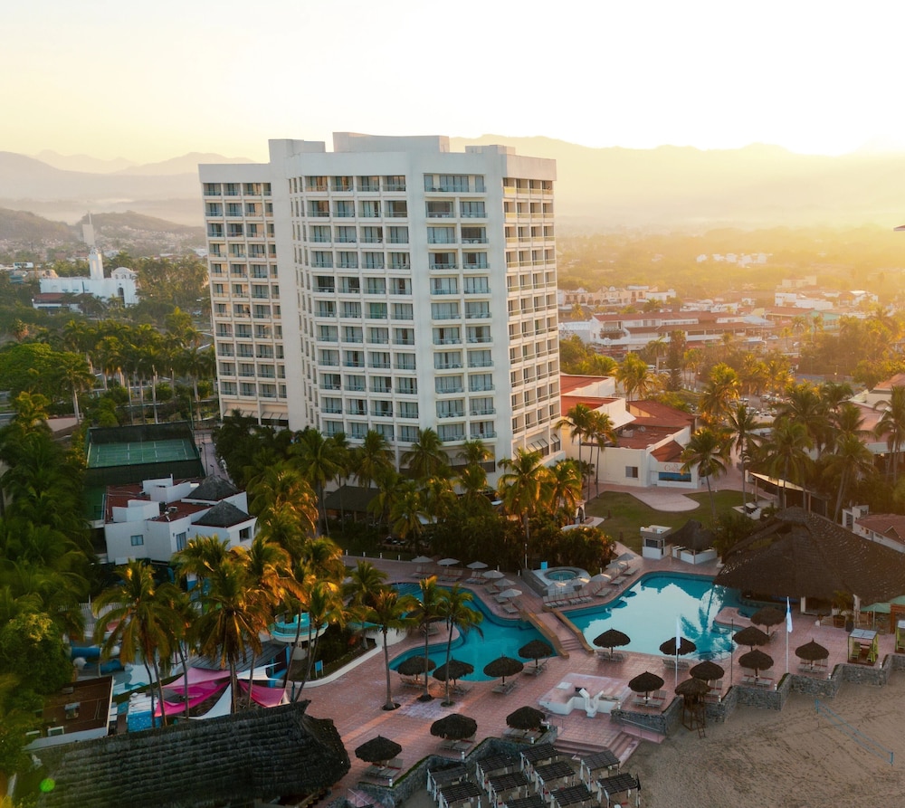 Sunscape Dorado Pacifico Resort And Spa 4/70