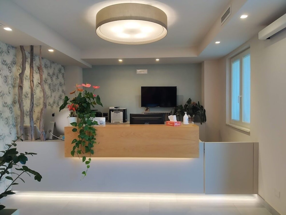 Hotel Villa Barsanti 34/50