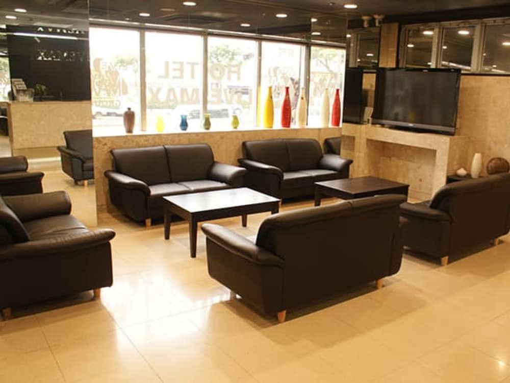 Hotel Livemax BUDGET Naha 32/45