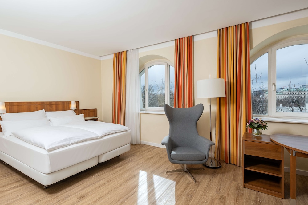 Hotel Nh Wien Belvedere 17/50