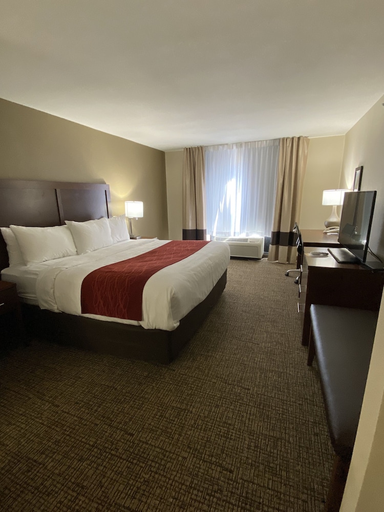 Comfort Inn & Suites Goodland, KS 15/47
