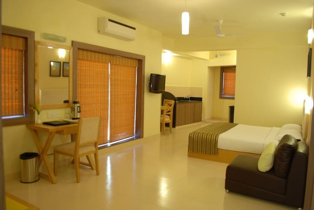 PREMIER, TWIN BEDS