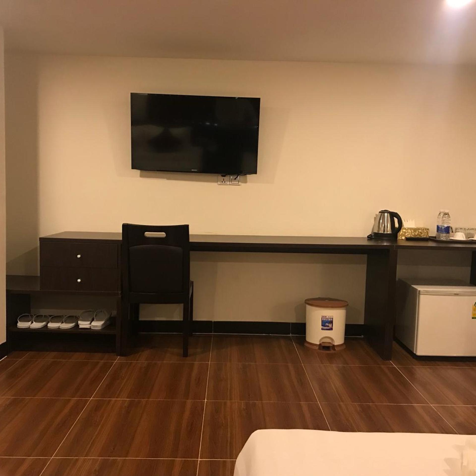 Apple Hotel Two - Near Phnom Penh Airport 43/49