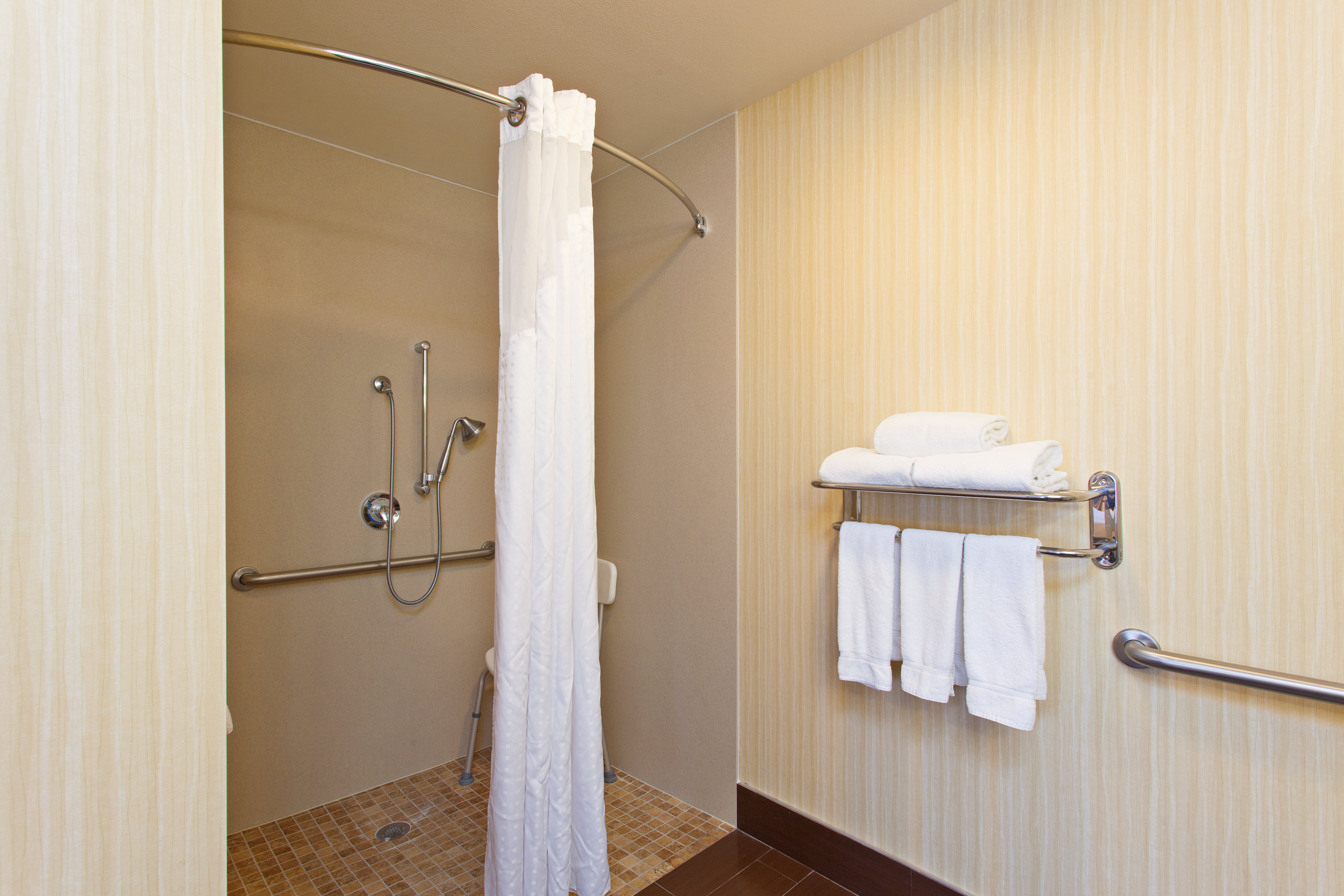 Holiday Inn Express Hotel & Suites Twentynine Palms- Joshua Tree 64/64