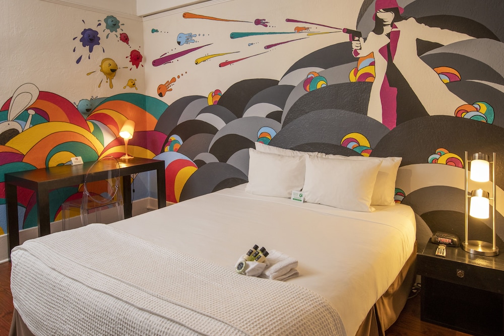 Hotel Des Arts 65/78