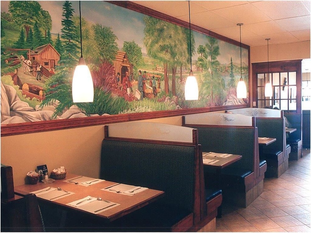Travelodge by Wyndham Drummondville 38/50