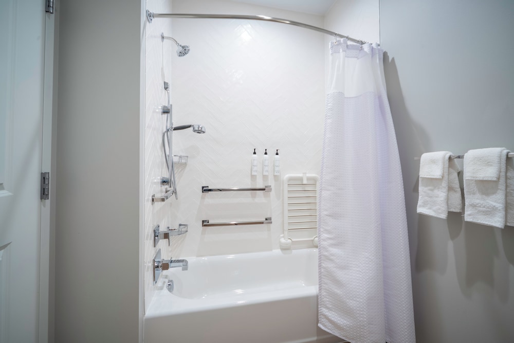 Towneplace Suites By Marriott Louisville Downtown 38/39
