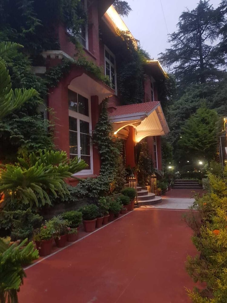 Hotel Southgate Shimla 4/31