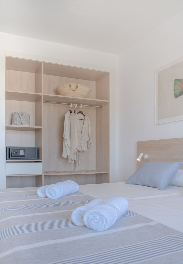 Carema Club Resort 12/32