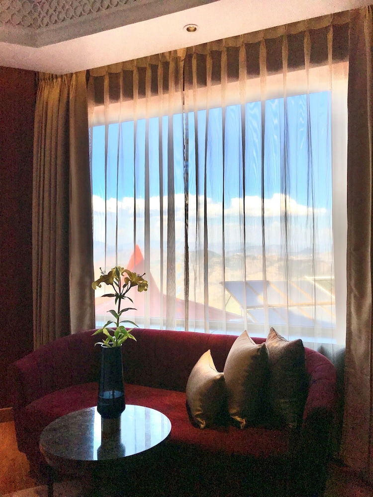 Radisson Hotel Kufri 25/50