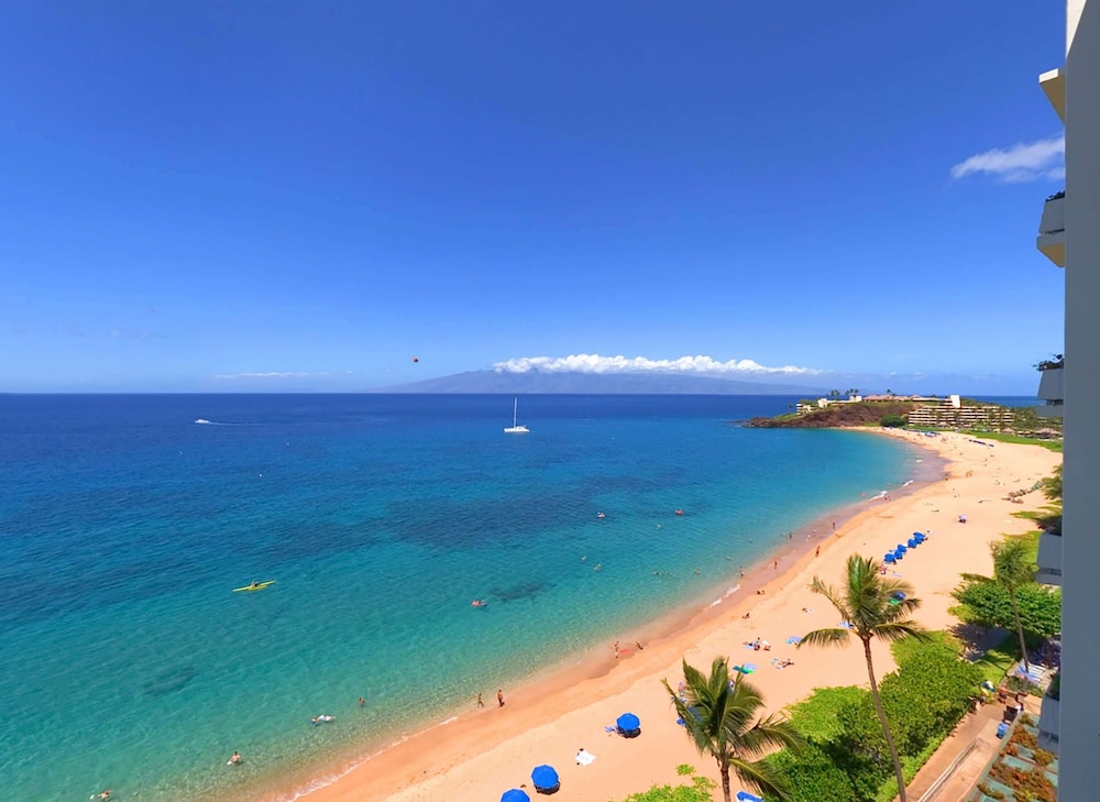 Aston At the Whaler On Kaanapali Beach 65/70