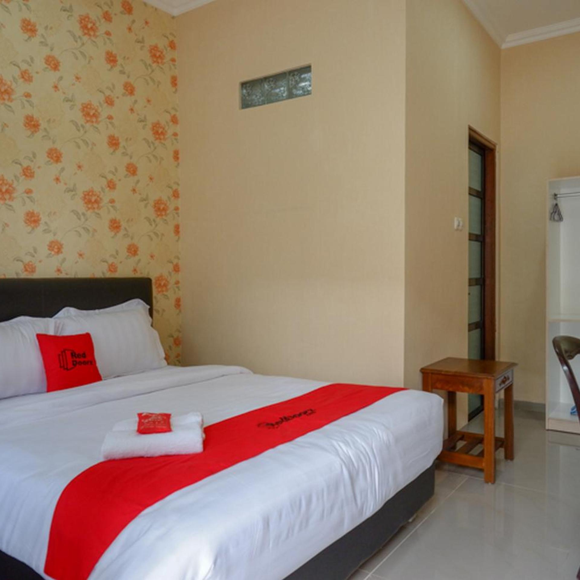 RedDoorz @ Jalan Majapahit Semarang 17/56