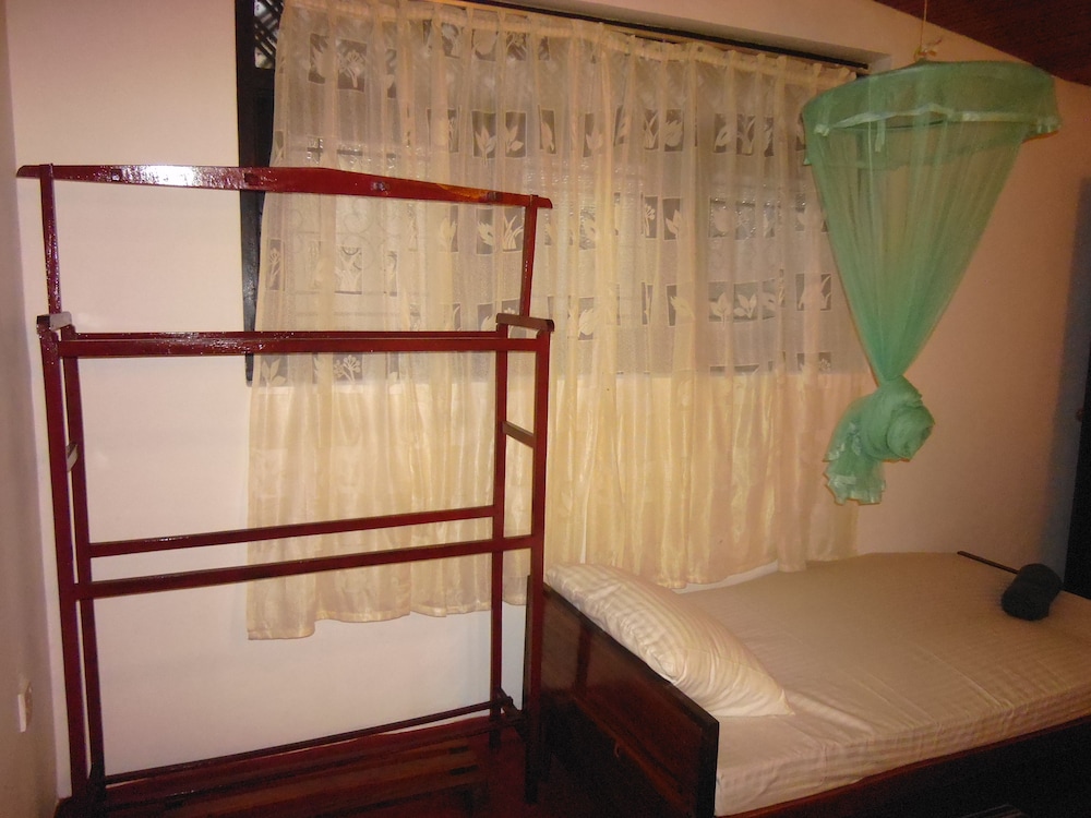 Mama's Hostel By Taprobane 16/32