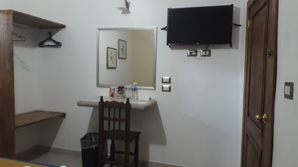 Hotel Cervantino 38/50
