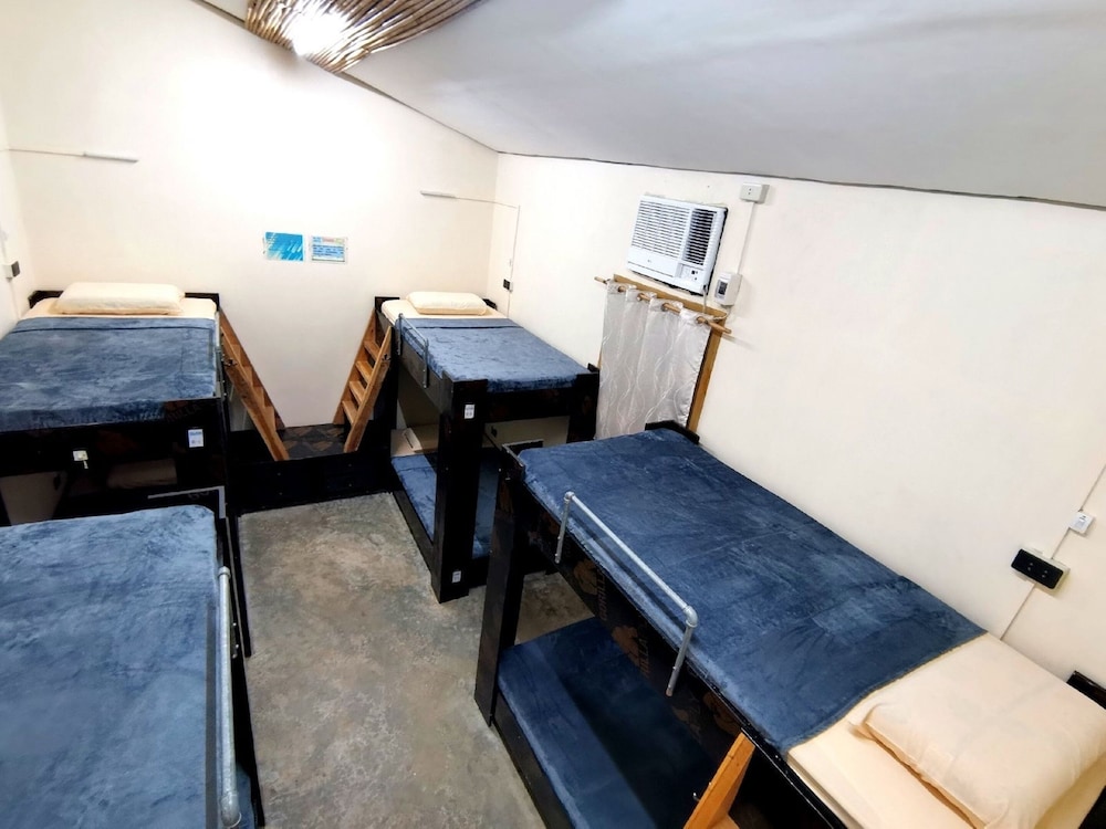 Big Paul Hostel - Adults Only 23/50