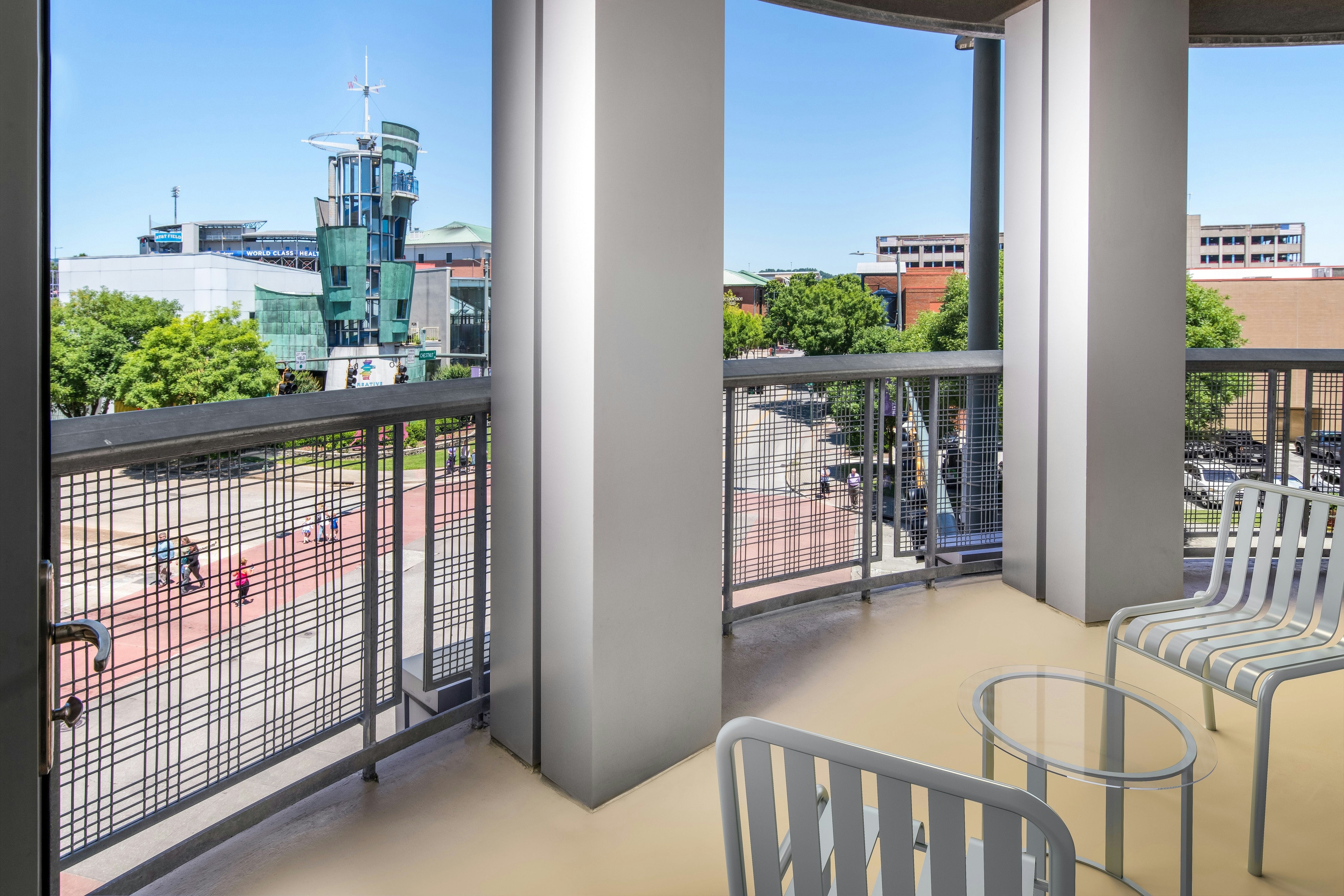 Hampton Inn & Suites Chattanooga Downtown 64/66
