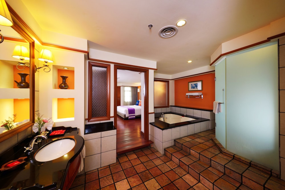 Lexis Port Dickson 59/62