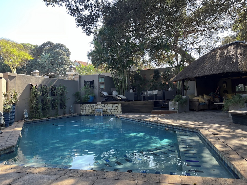 Cowrie Cove Guest House 42/50