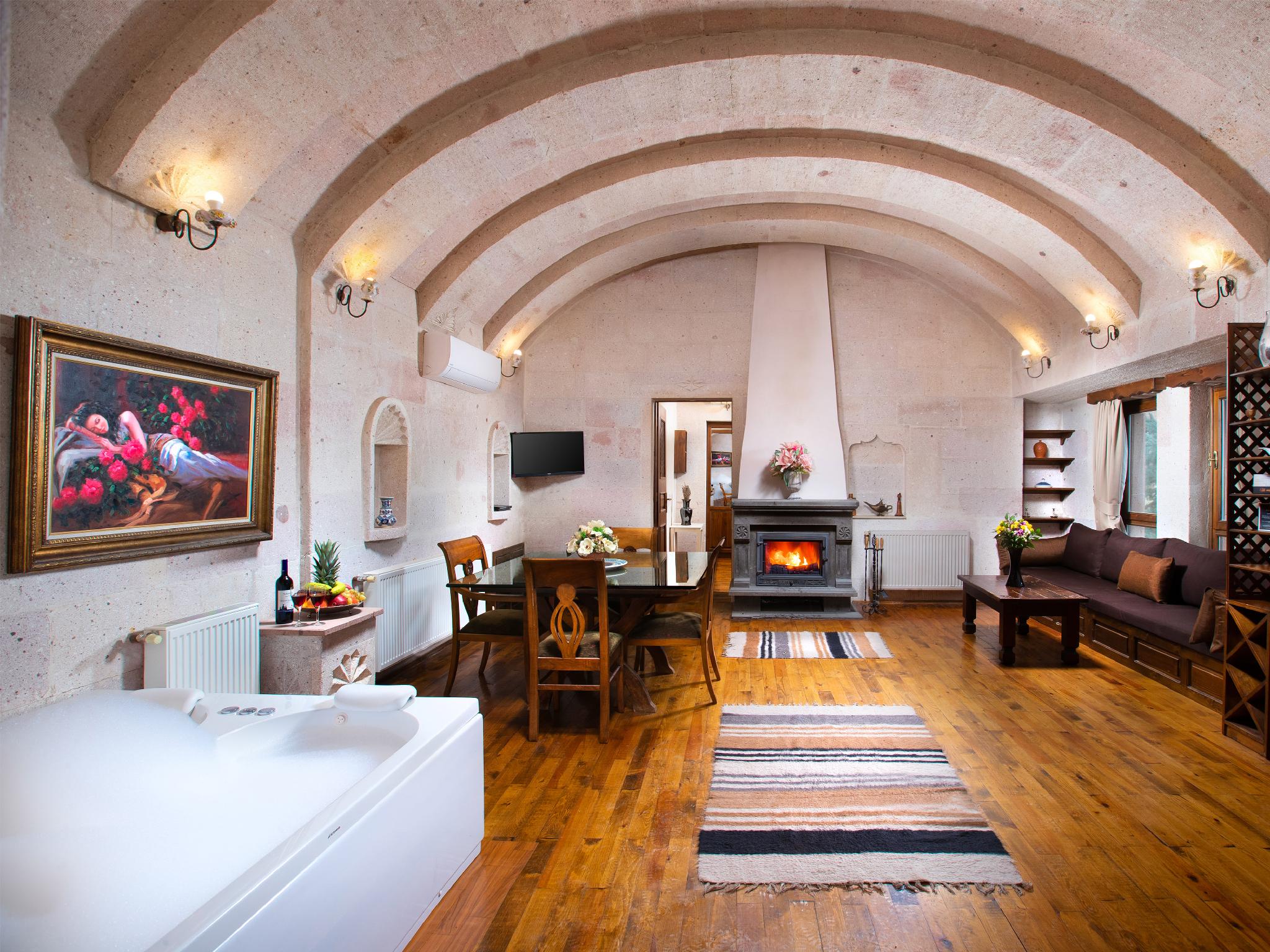 Suite, Mansion, King Bed