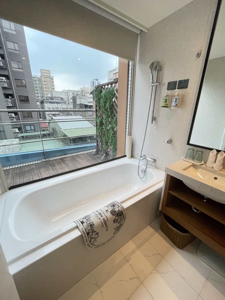 Panco Hotel 50/50