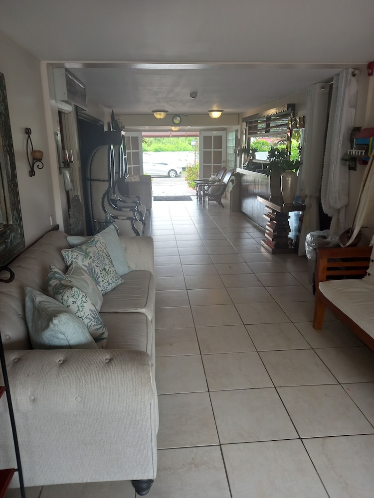 Harmony Suites 64/64